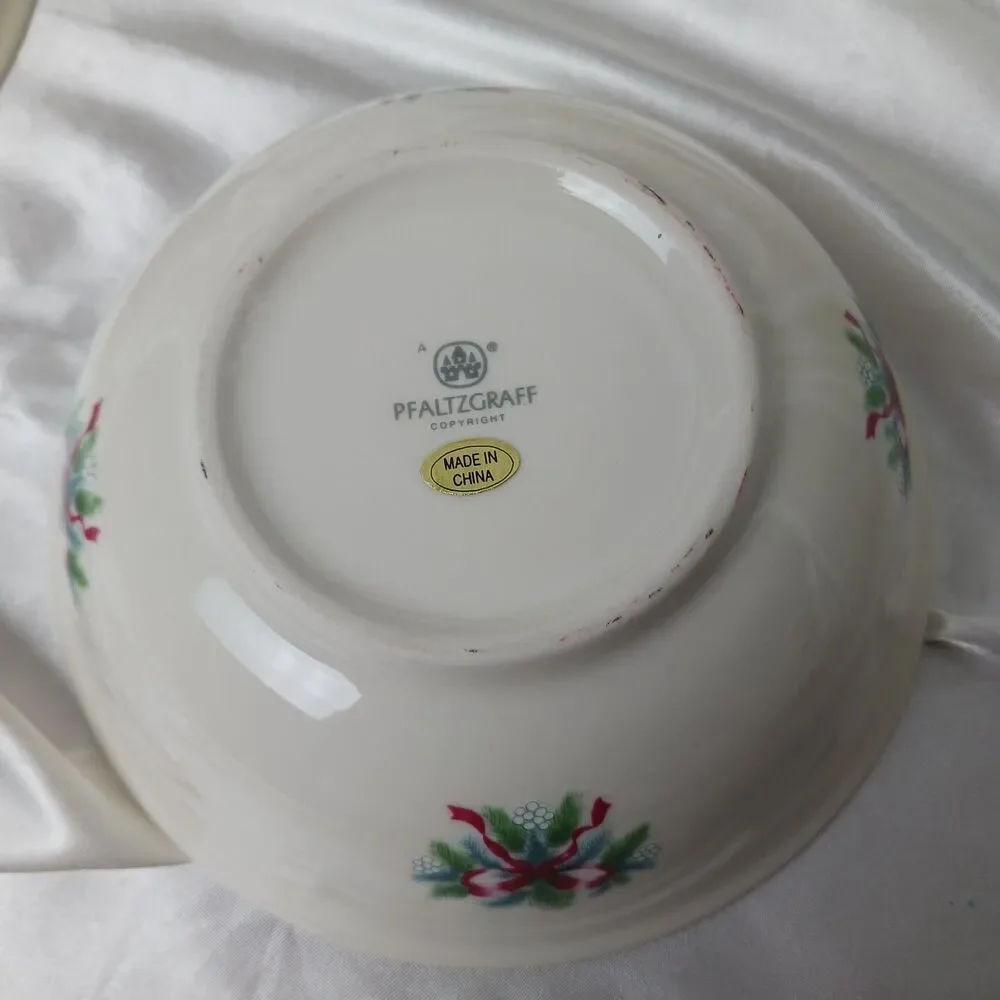 PFALTZGRAFF RED RIBBON CEREAL BOWL-LOT OF 4-NEW